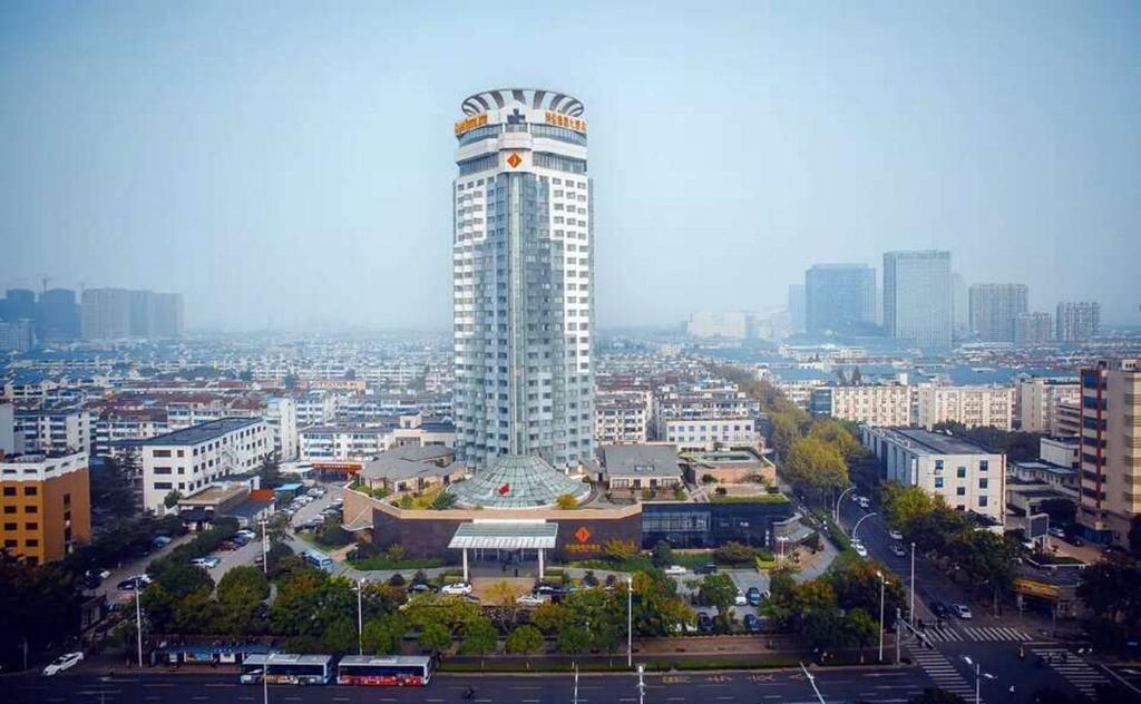 Vienna International Hotel Suzhou University Town Exterior photo