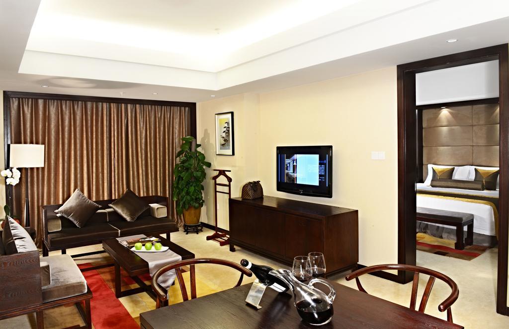 Vienna International Hotel Suzhou University Town Exterior photo